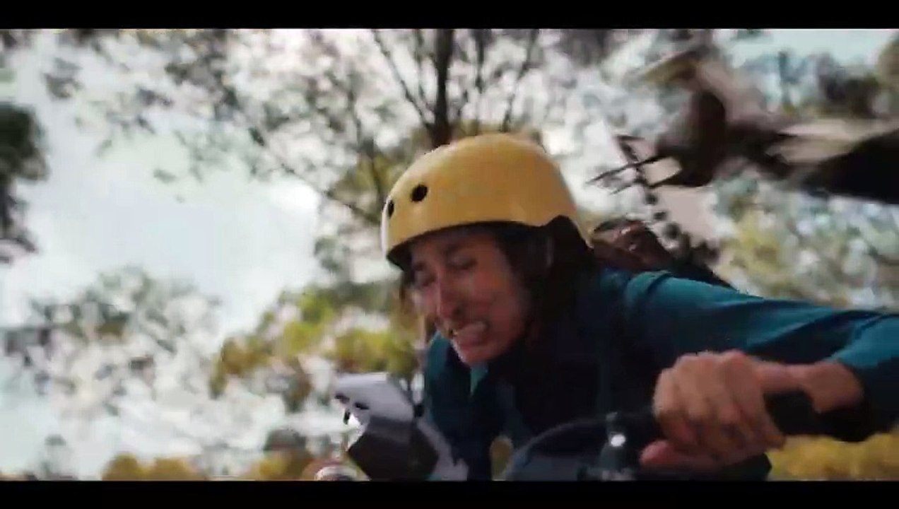 iPhone 15 Ceramic Shield Swoop