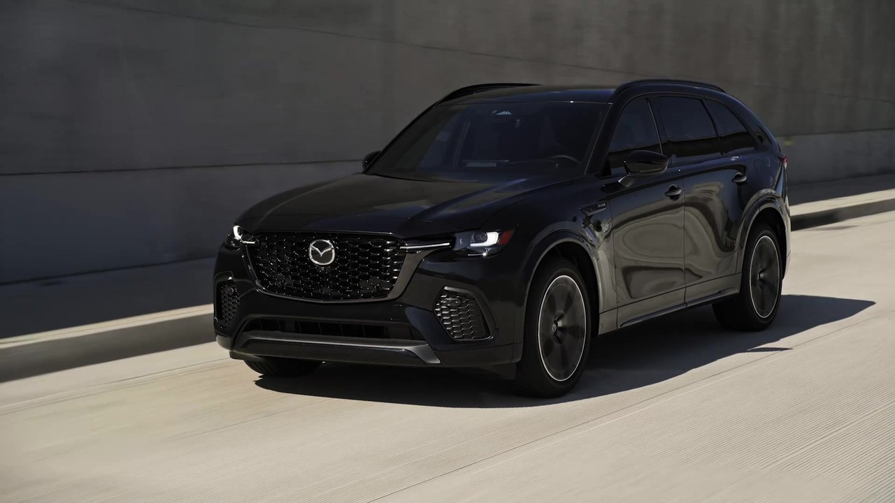 New Mazda CX-70 crossover SUV revealed