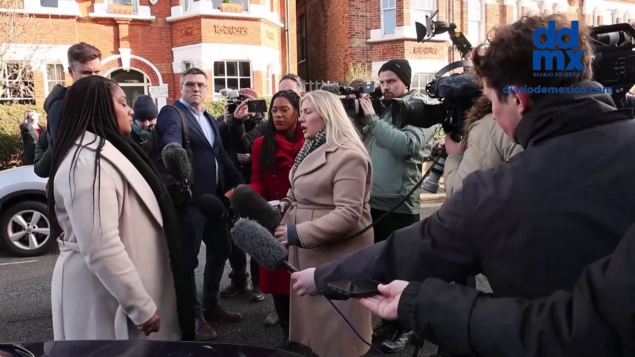 Buscan a hombre por atacar con ácido a una mujer y sus hijas en Londres