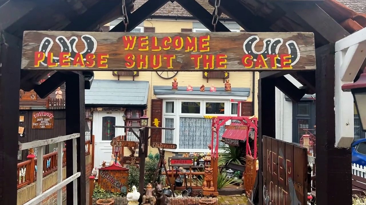 Stephen Smart, from Halfway, Sheppey, talks about his Wild West hobby