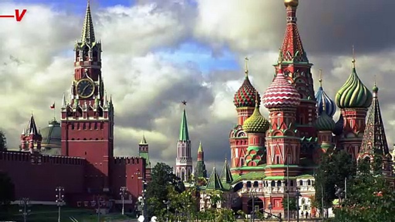 Tucker Carlson Appears in Moscow, Announces Exclusive Interview With Vladimir Putin