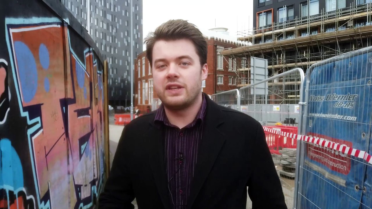 Ordering from a pizza vending machine - how to do it and how does it taste?