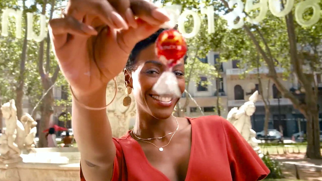 Lindt LINDOR "Life is a Ball" Super Bowl 2024 Commercial