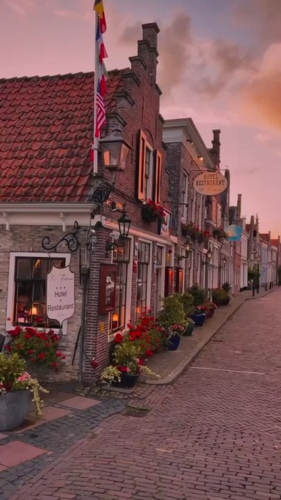 LE PLUS CHARMANTE ville hollandaise : Edam
