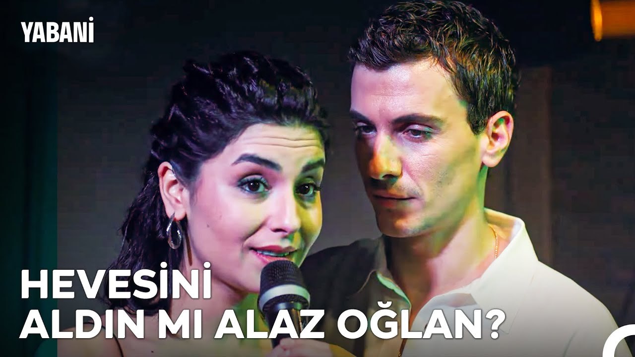 Asi'nin İlk Sahnesine Alaz Sürprizi - Yabani