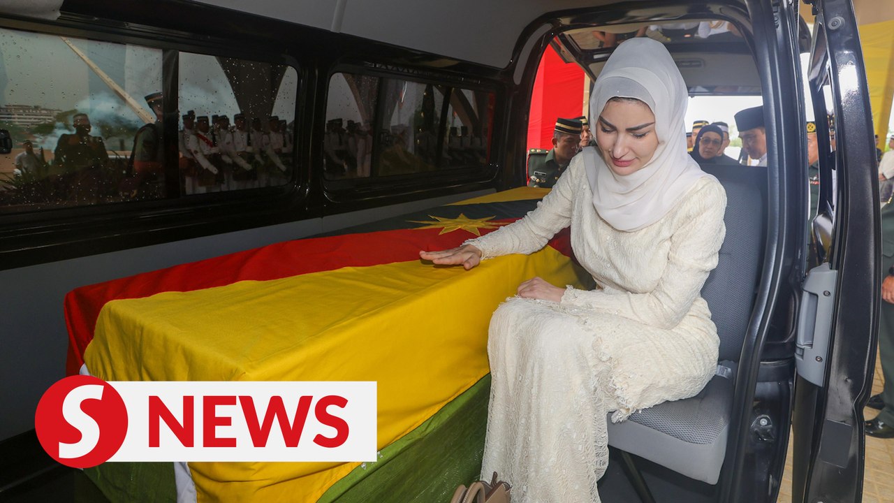 Casket leaves Sarawak Legislative Assembly building