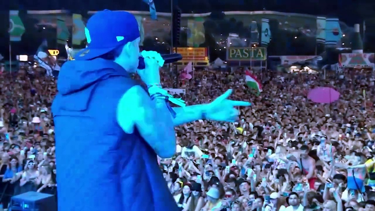 Central Cee - She Doesn't Mind ft Prinz [Music Video]