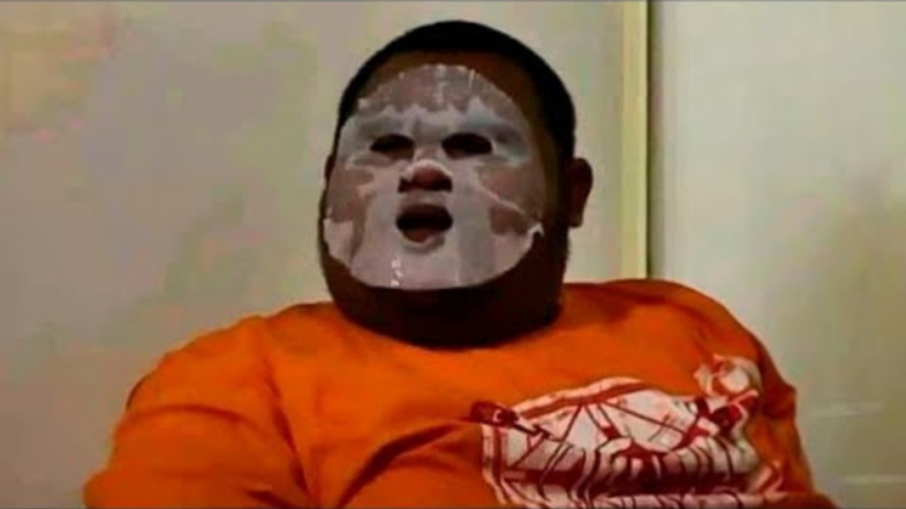 if you laugh you lose - try not to laugh impossible