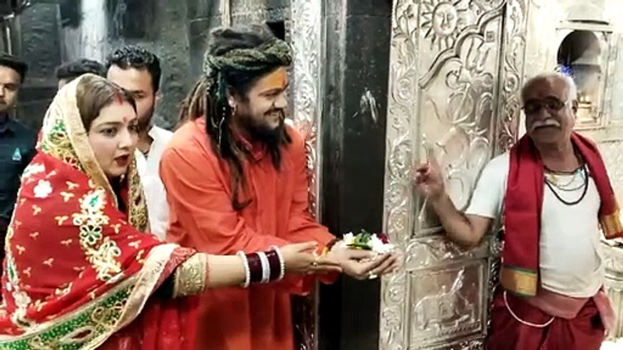 Singer Hansraj Raghuvanshi visited Mahakal temple
