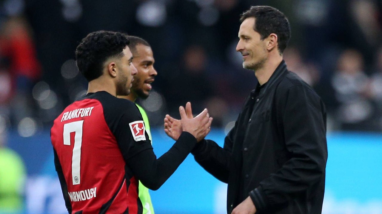 Toppmöller stolz: Vom "Alptraum-Start" zum "Punkt der Moral" gegen Wolfsburg