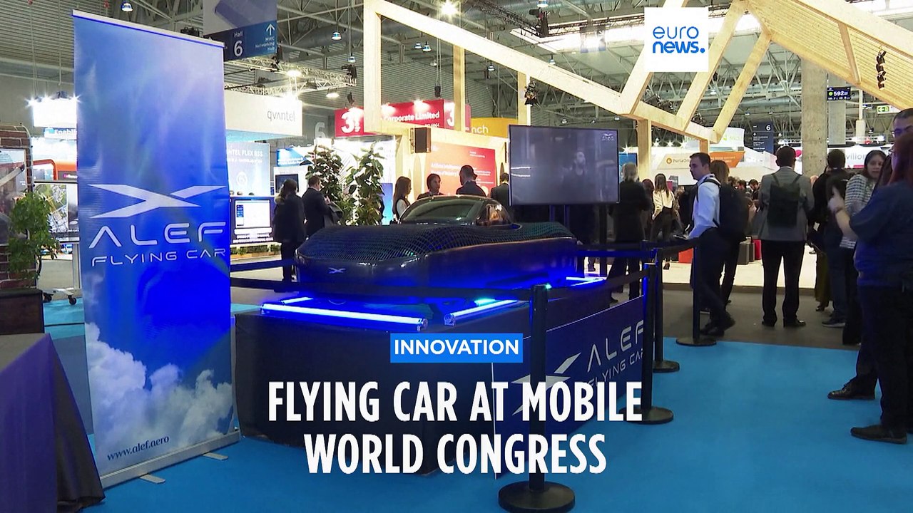 Flying car model unveiled at Mobile World Congress