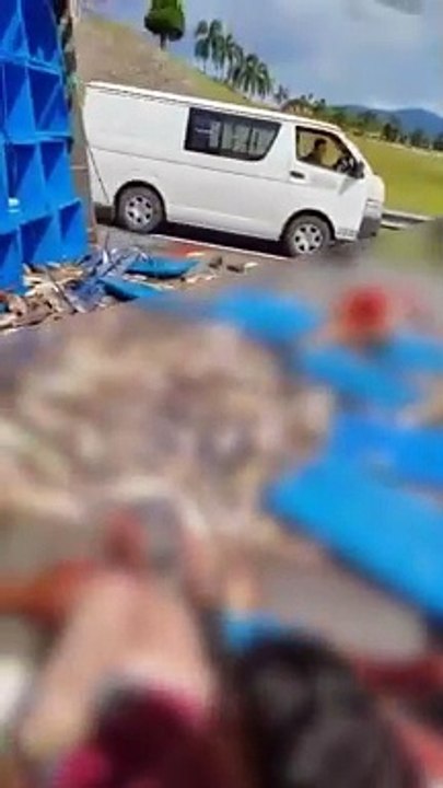 看片！  罗厘撞2车 酿1死3伤