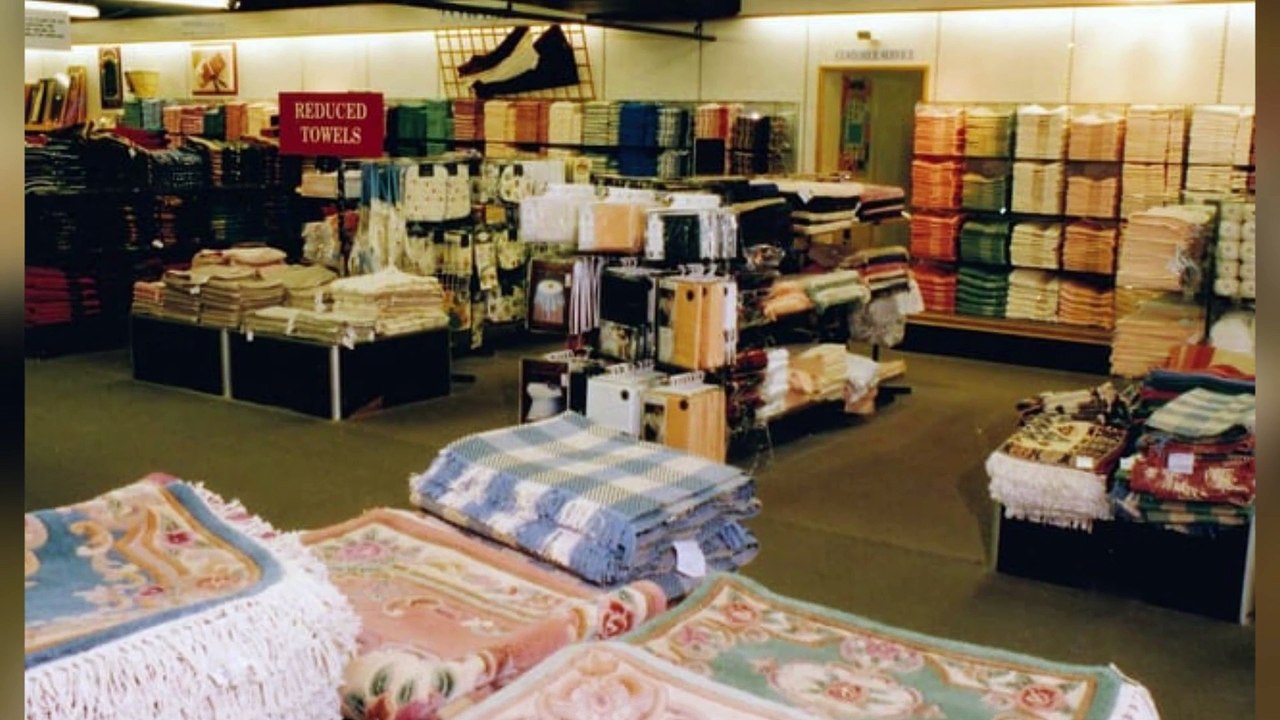 Leeds Then and Today: Readmans