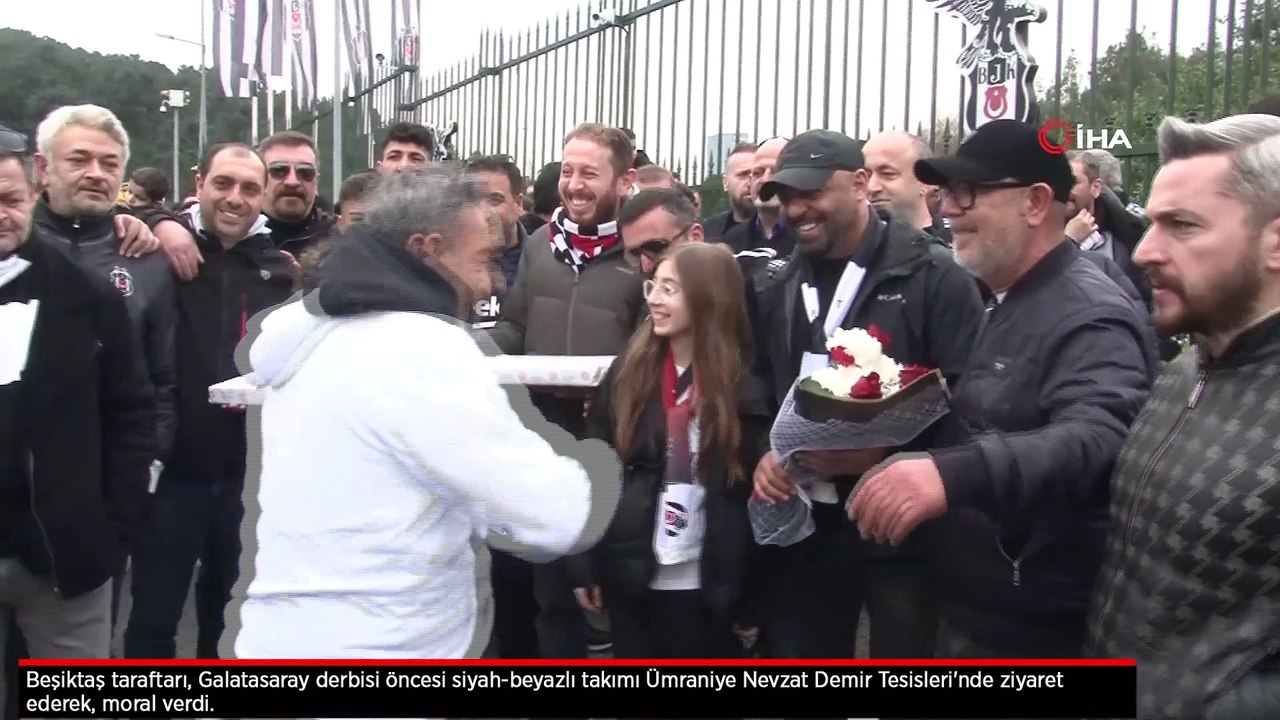 Beşiktaş taraftarından derbi öncesi takıma destek