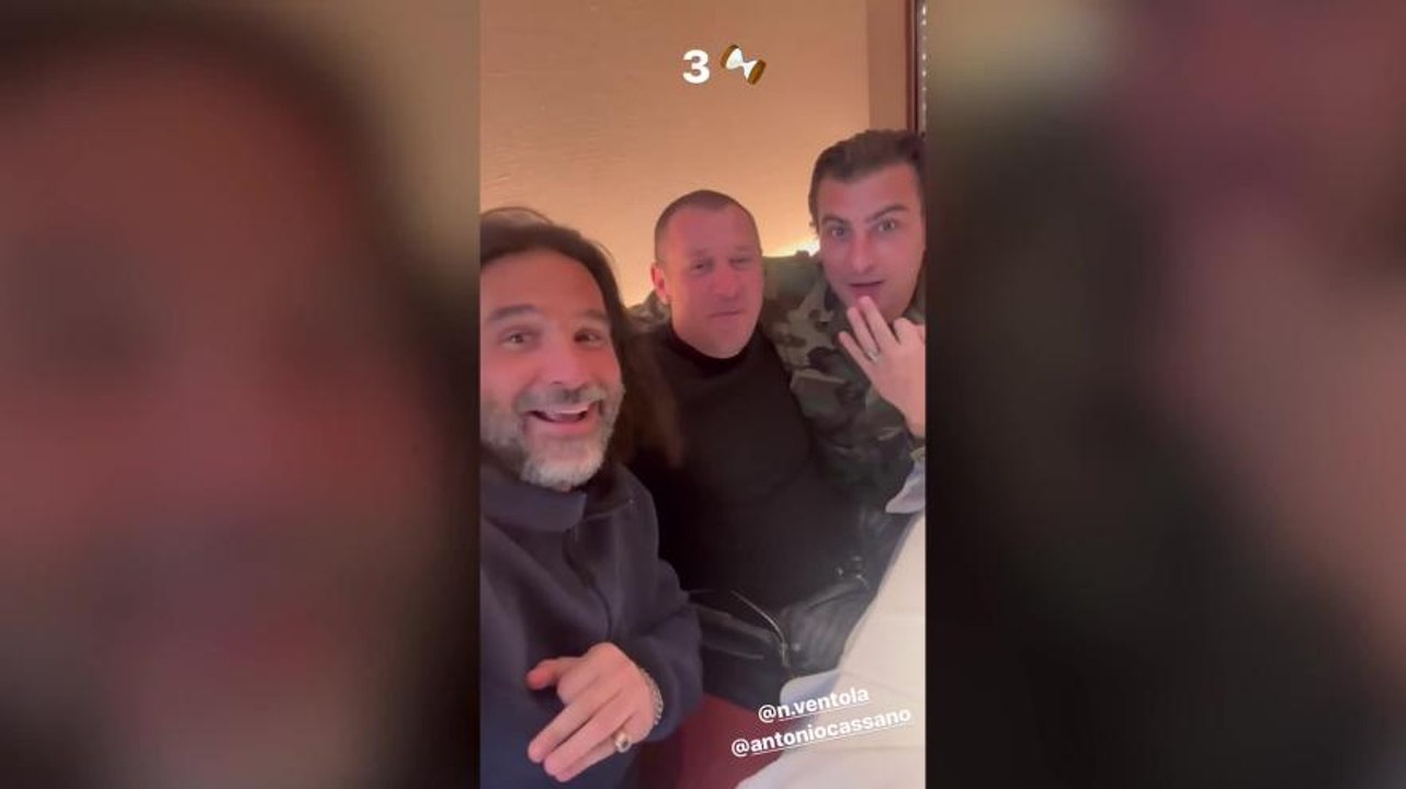 Adani sui social: "Tre è il numero perfetto e manca sempre meno..."