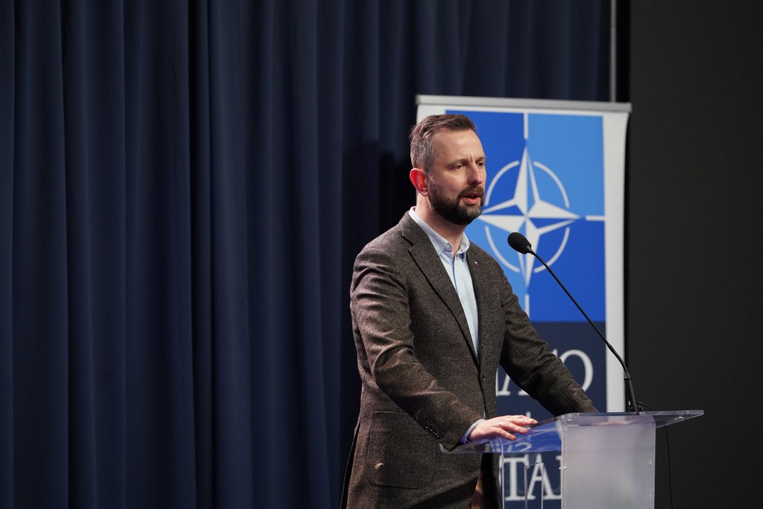 Szef MON Władysław Kosiniak-Kamysz. Manewry Dragon-24