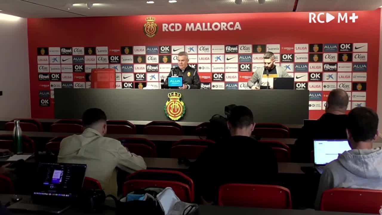 Rueda de prensa Aguirre previa al Barcelona - Mallorca