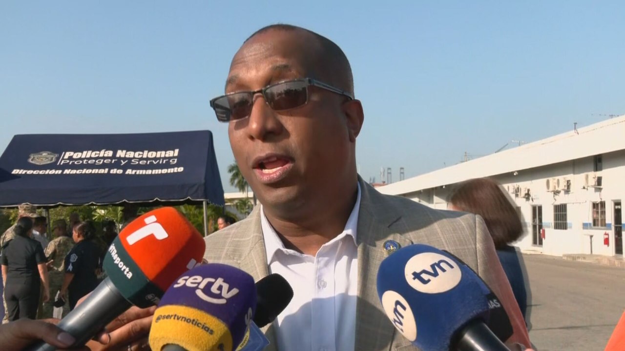 Siguen investigaciones por fraudes con becas digitales