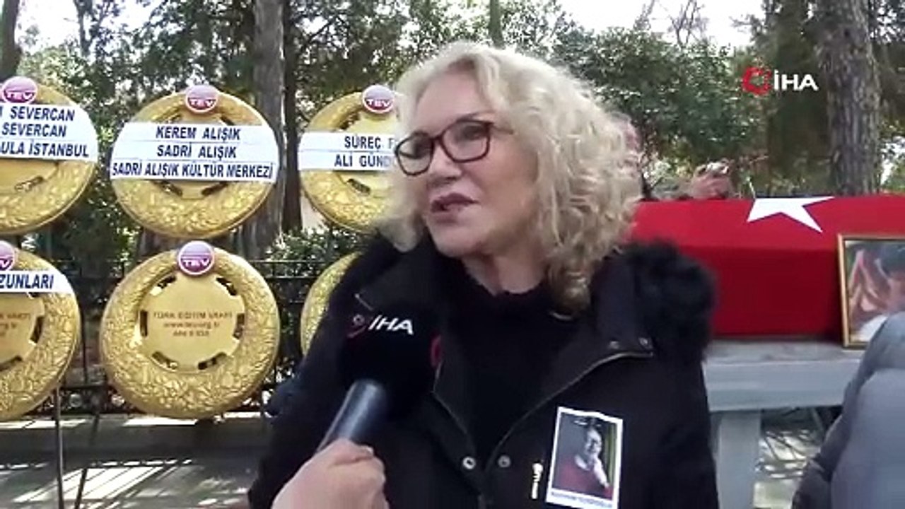 Yeşilçam'ın usta oyuncusu Kayhan Yıldızoğlu son yolculuğuna uğurlandı