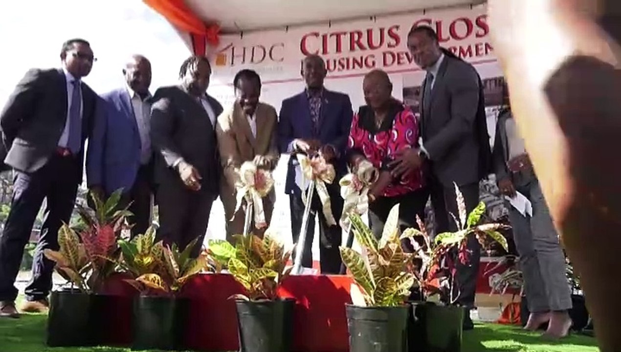 GOLF COURSE POSSIBLE AT NEW HDC ESTATE SAYS PM