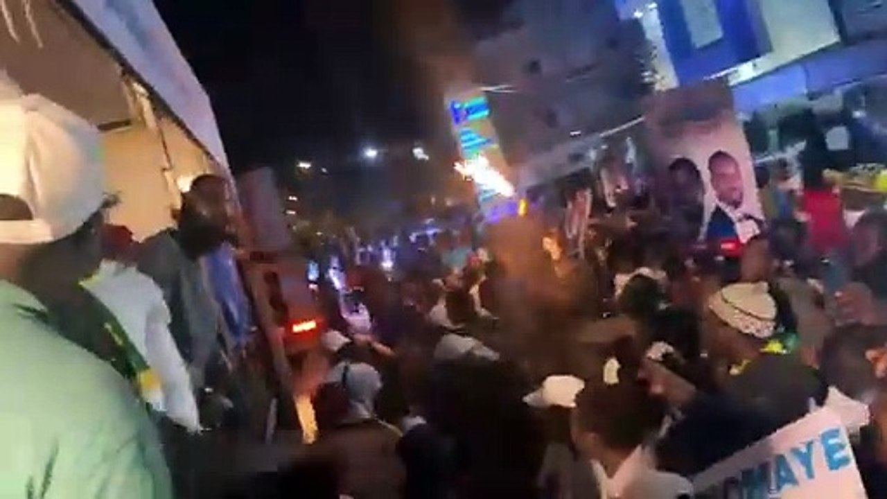 MIMI TOURÉ pilonne Benno « Macky-Amadou Ba c’est tak ma fassé ma boudoul diékh. »