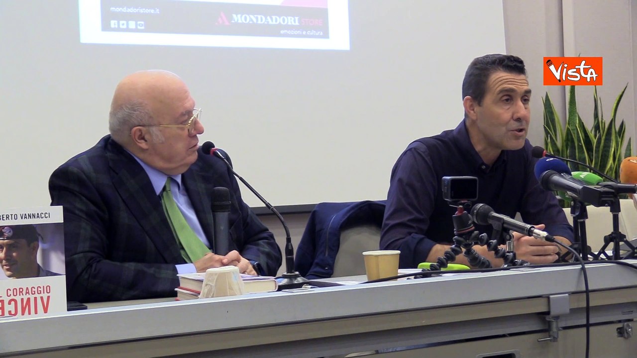 Vannacci: "Se vedo un omosessuale non ? che sono come Dracula con il crocifisso"