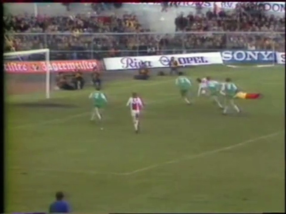 AJAX.AMSTERDAM  - FC.AMSTERDAM  - 1977 -  SAISON  1976/1977 -