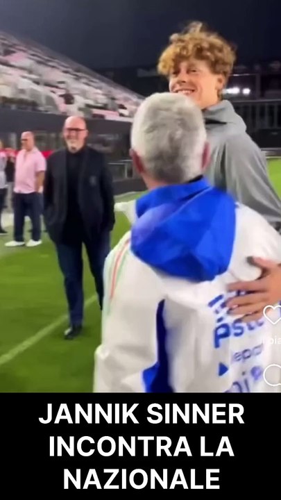 Jannik Sinner incontra la Nazionale