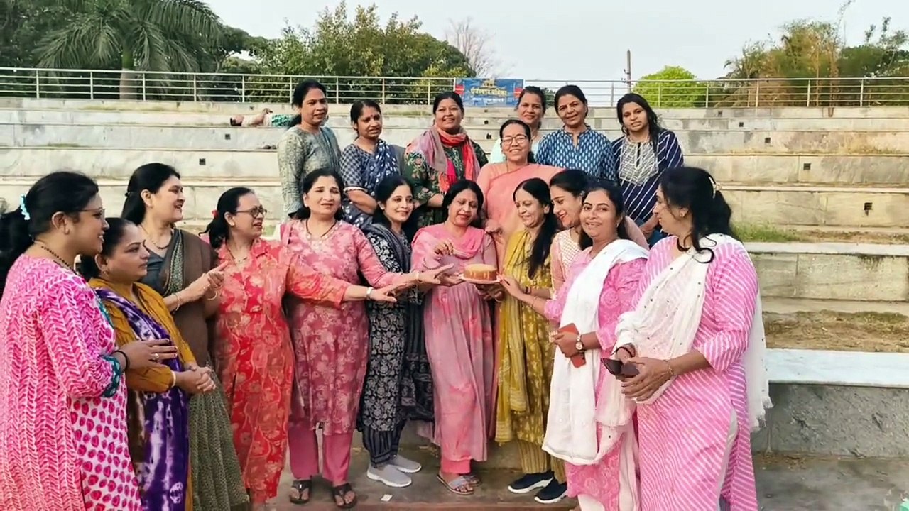 Siwana's daughter-in-law, daughters