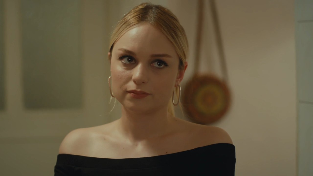 En El Corazón De La Ciudad Capitulo 43 (Audio Español) - Bu Şehir Arkandan Gelecek