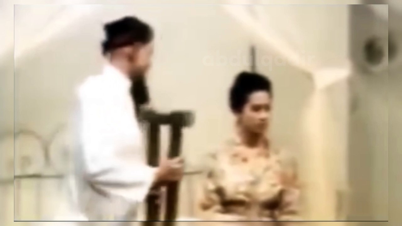 Kakek Kakek Doyan Daun Muda