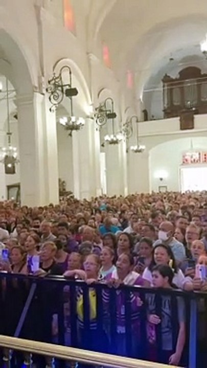Osmel Sousa manifiesta su devoción por el Nazareno de San Pablo