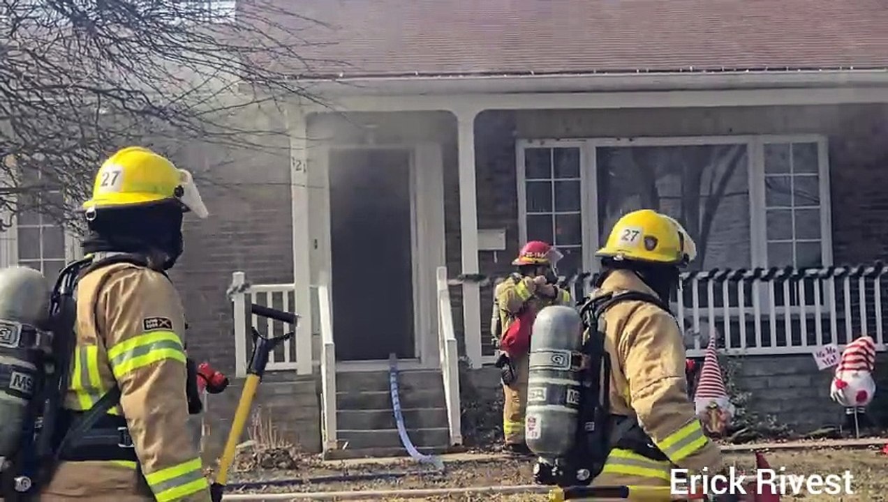 Incendie à Candiac (Le Reflet - Erick Rivest)