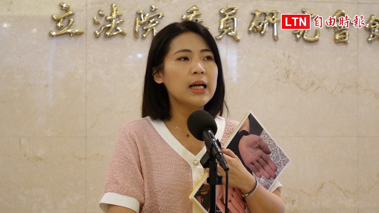 徐巧芯批王必勝玩樂團遭批，反遭回應：大驚小怪🎸