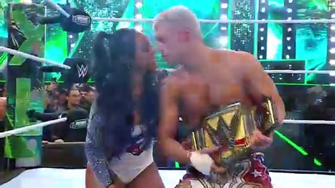 WWE ROMAN REIGNS VS CODY RHODES