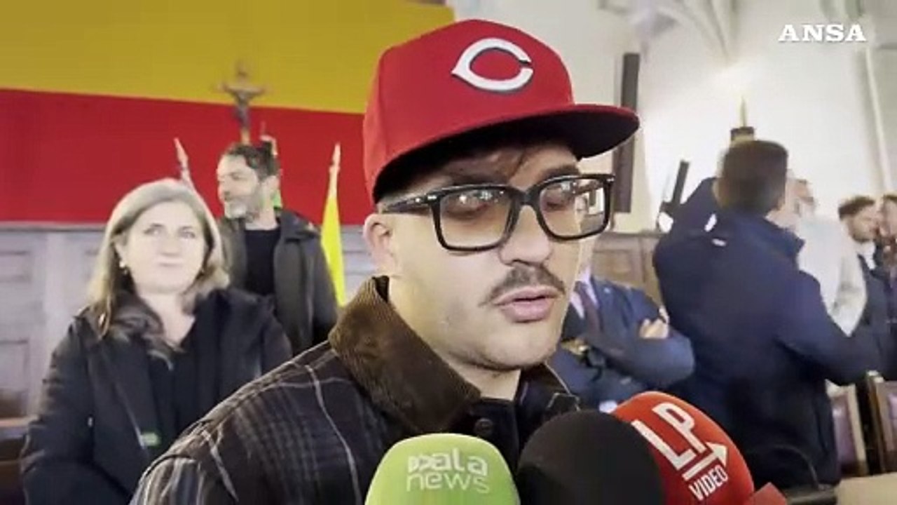 Geolier premiato a Napoli, al Maschio Angioino