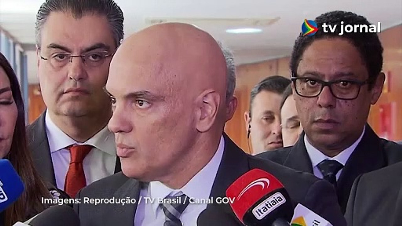 BARROSO comenta polêmica entre Elon Musk e Alexandre de Moraes