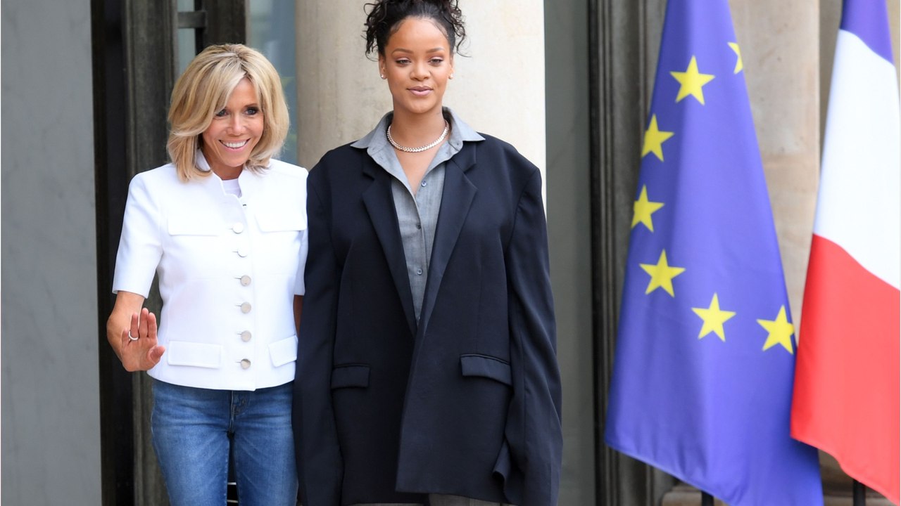 VOICI : "Ce sont des gens formidables" : Rihanna se confie sur son amitié avec Emmanuel et Brigitte Macron