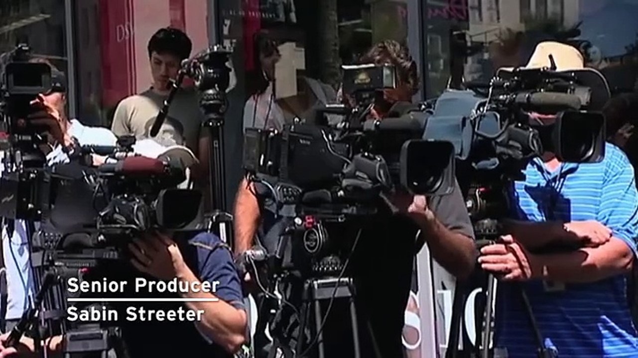 Finding Your Roots - Season 10, Episode 4: Buried Secrets