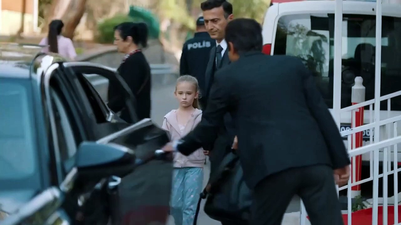 المسلسل التركي اللهيب الحلقة الثامنة ٨ 8