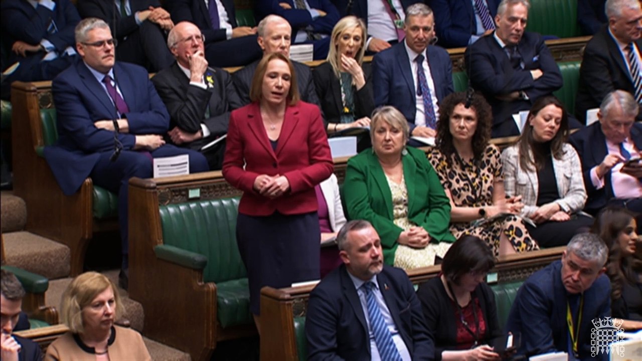 Helen Morgan grills PM about A&E waiting times