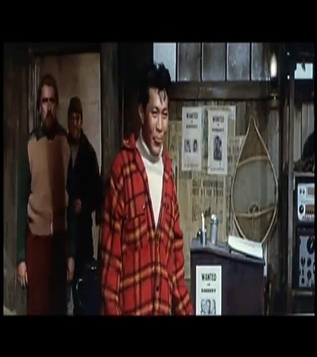 Salvajes Inocentes - Clip