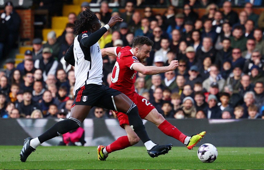 ليفربول يتجاوز عقبة فولهام