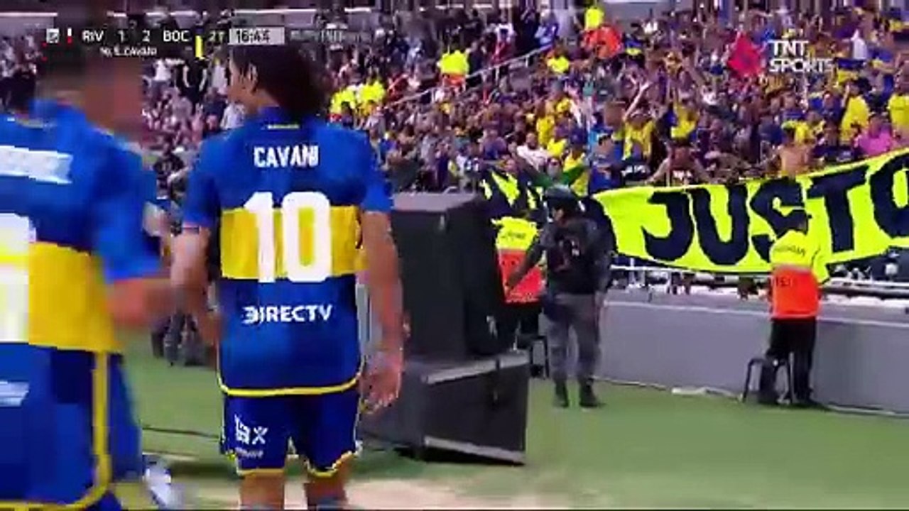 ¡Cavani puso el 2 a 1 para el xeneize!