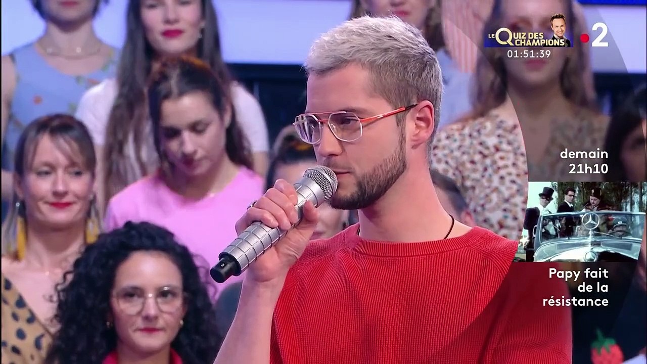 Michael se présente dans N'oubliez pas les paroles