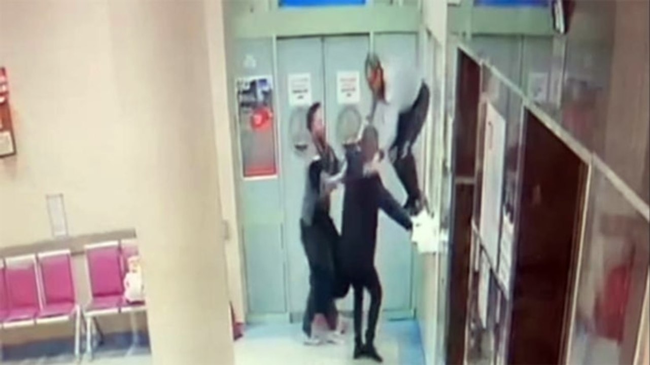 Doktora darba üçüncü kez tahliye