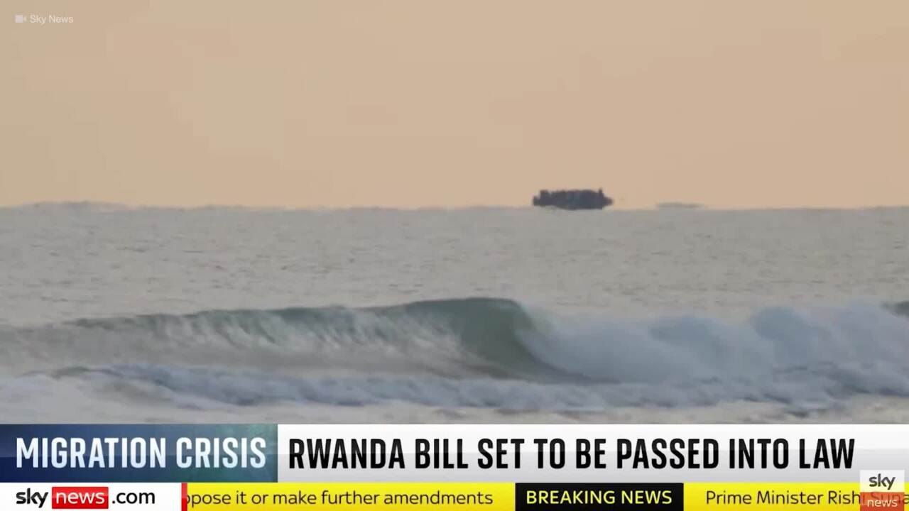 At least five migrants feared dead trying to cross English Channel