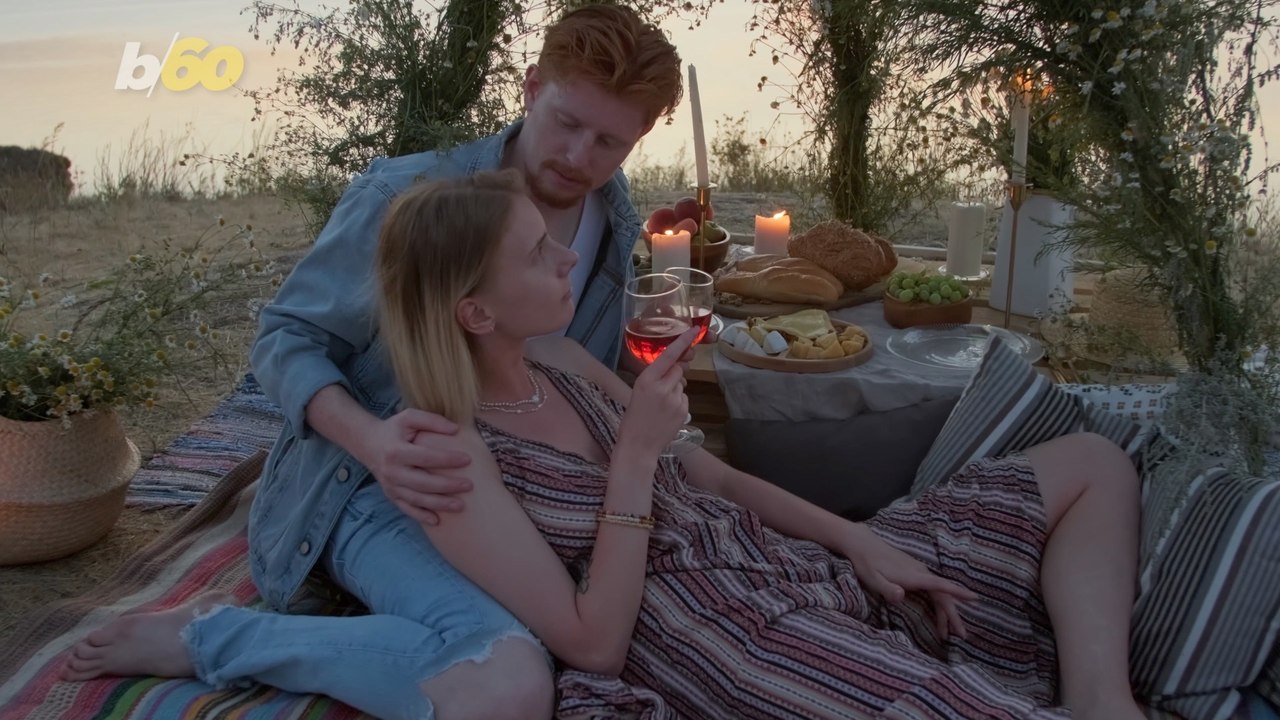 Here's What Americans Do Wrong When Drinking An Aperitivo