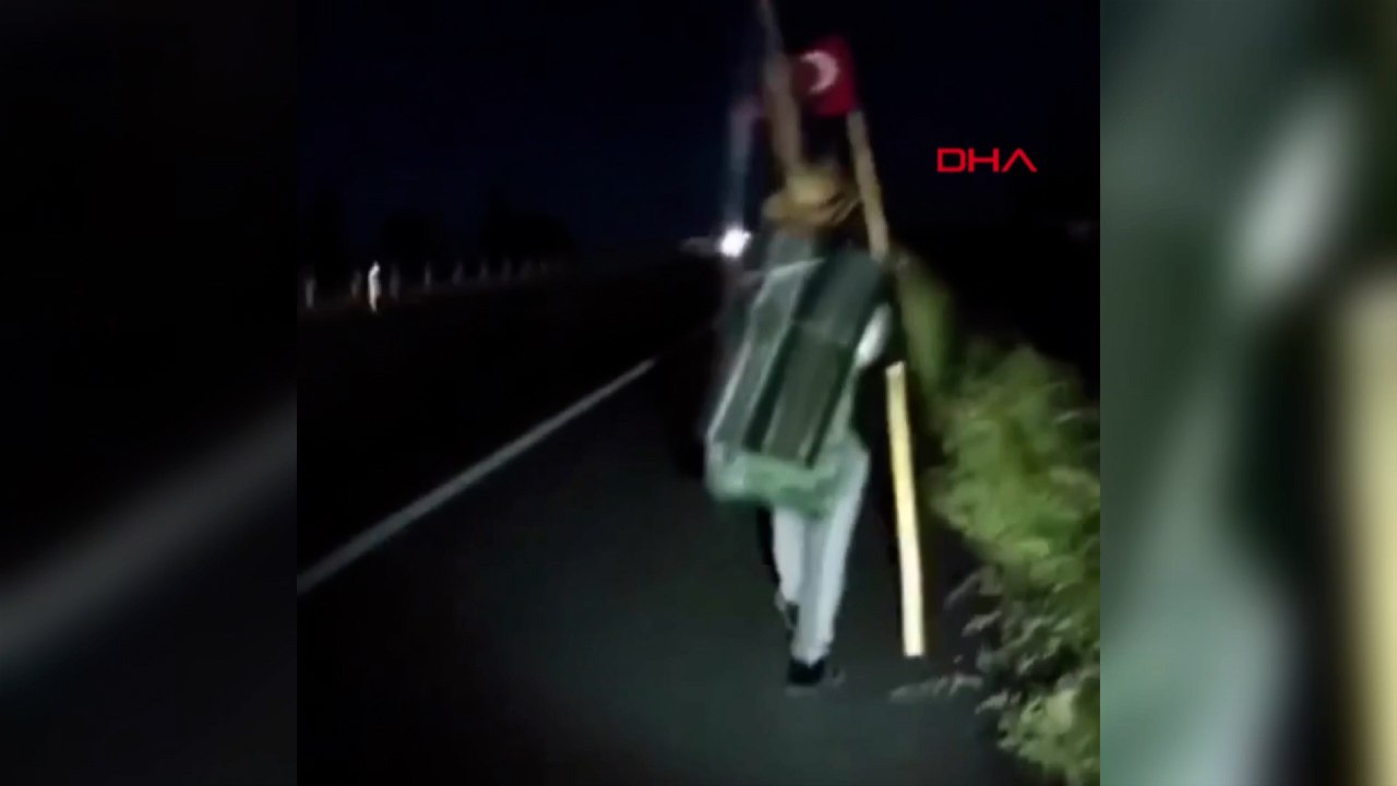 Kara yolunda canlı yayın yaparken kamyon çarpmıştı; kurtarılamadı!