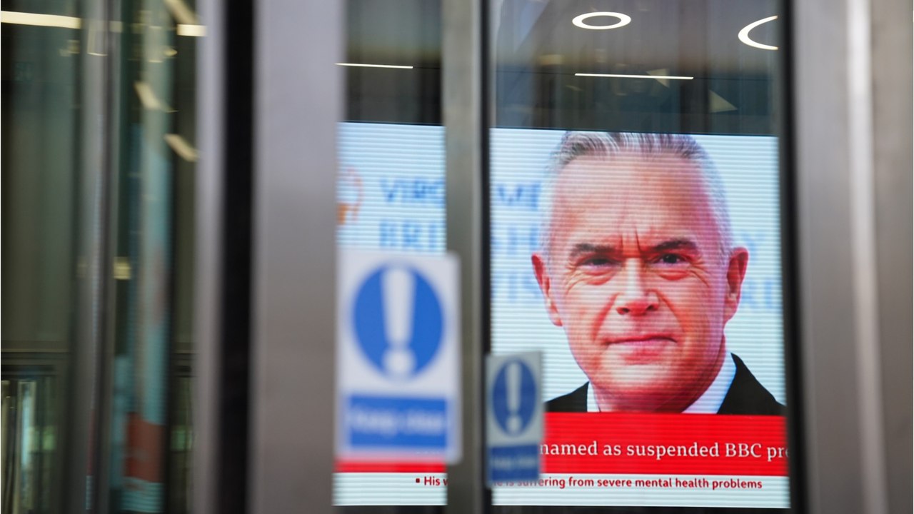 Huw Edwards' scandal takes new twist as more details of inappropriate behaviour revealed